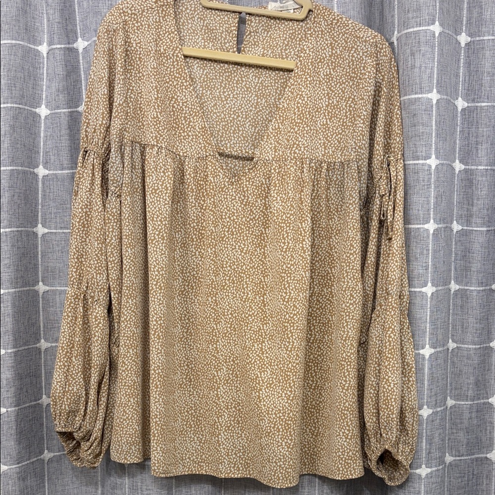 Vine & Love women’s blouse size large